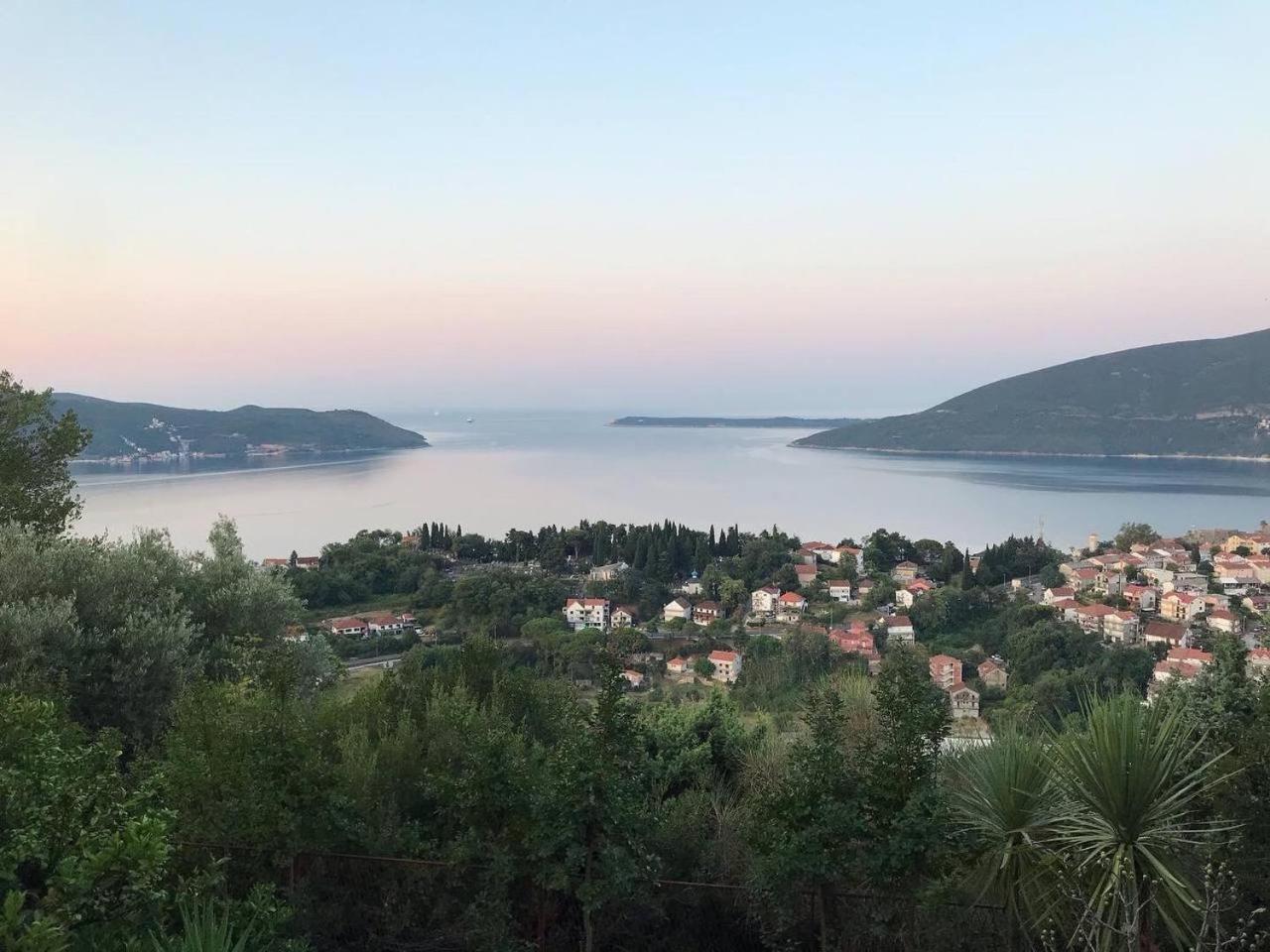 Magnificent Views Apartment Herceg Novi Exterior photo
